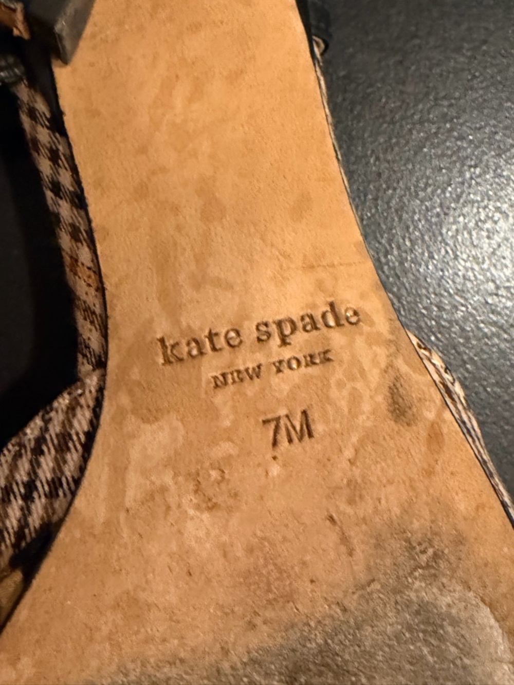 Kate Spade Daxton kitten heel houndstooth leopard pumps, slingback pointy toe 7 - Picture 6 of 11
